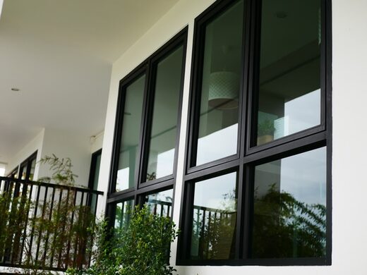Fenêtres aluminium et PVC sur mesure dans l'Aude